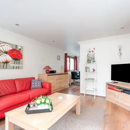 Delightful Chalet In With Garden * פוטן
